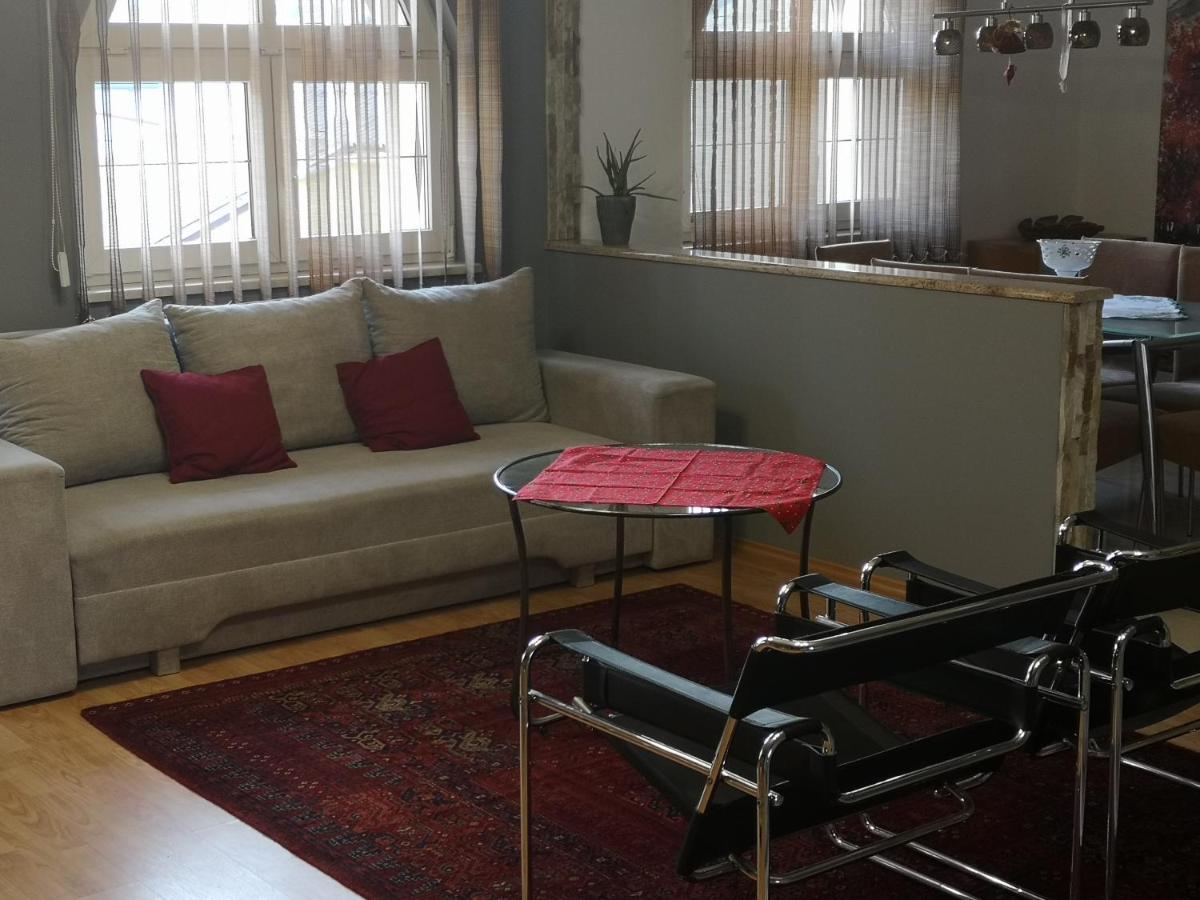 Hotello Apartmanhaz Es Panzio Zalaegerszeg Exterior photo